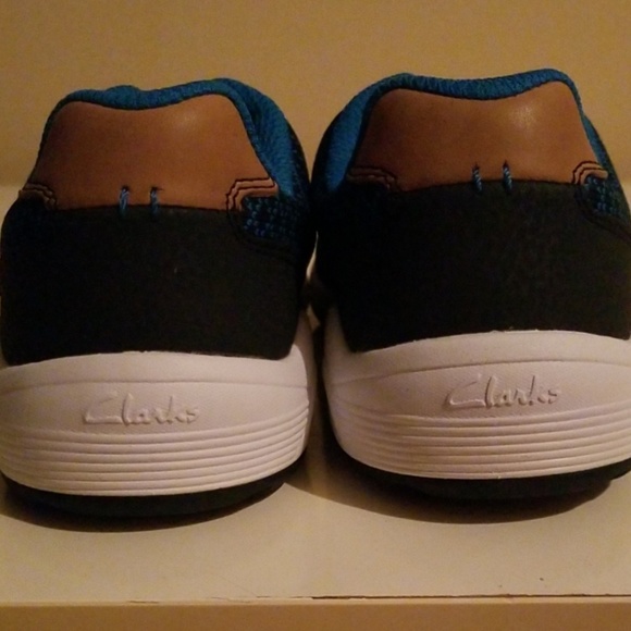 Shoes - Picture 2 of 3